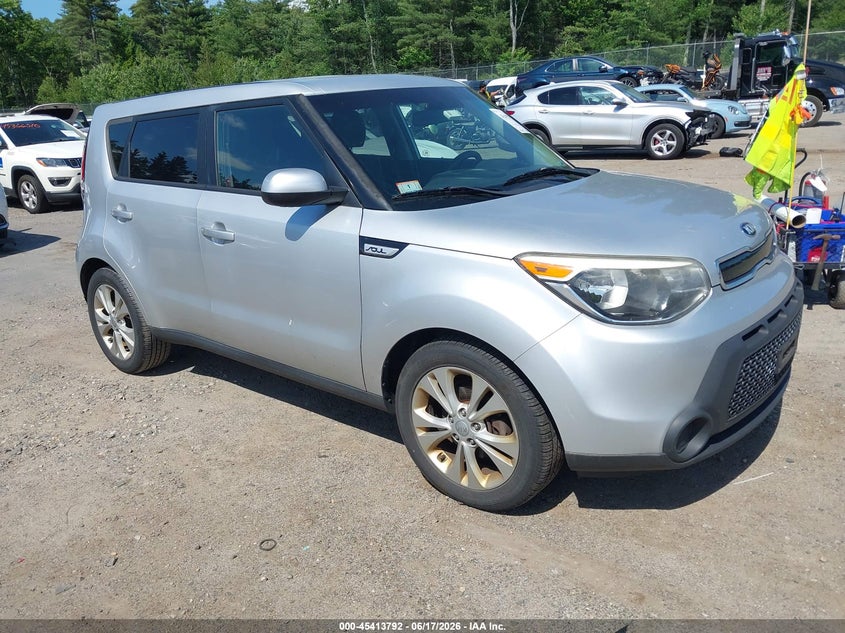 2015 Kia Soul VIN KNDJP3A52F7769059 IAAI salvage auction — NORMAL WEAR, Clear (Massachusetts), sold $800 on 2026-07-17 (photo 1)