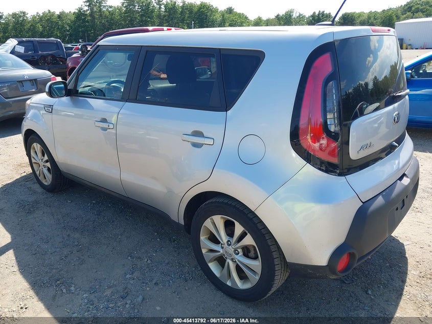 2015 Kia Soul VIN KNDJP3A52F7769059 IAAI salvage auction — NORMAL WEAR, Clear (Massachusetts), sold $800 on 2026-07-17 (photo 3)
