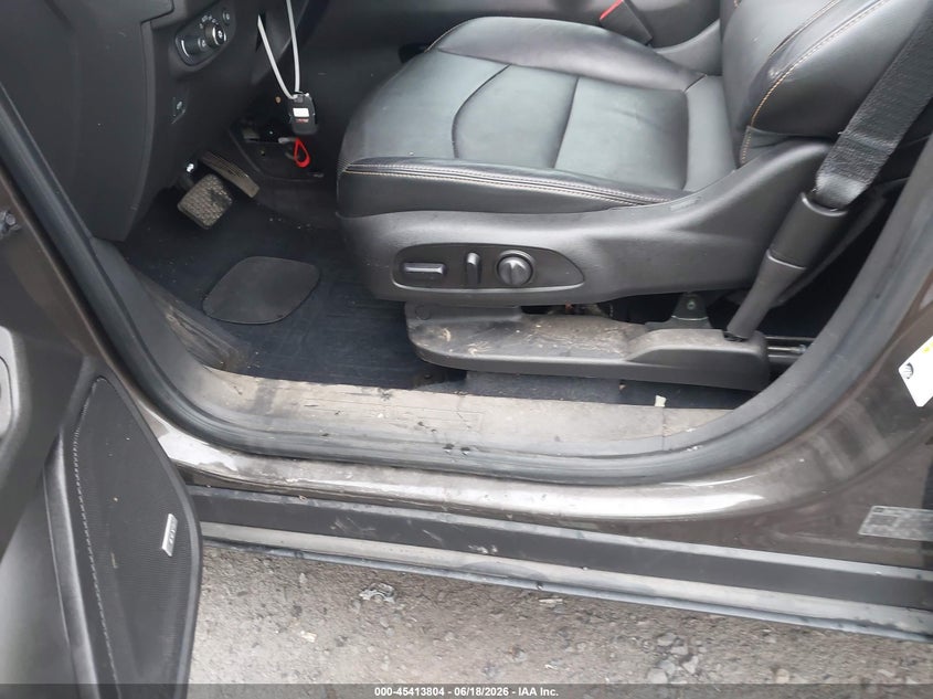 2020 Gmc Terrain VIN 3GKALVEX3LL172873 IAAI salvage auction — WATER/FLOOD, Mv-907A (New York), sold $2,750 on 2026-07-10 (photo 6)