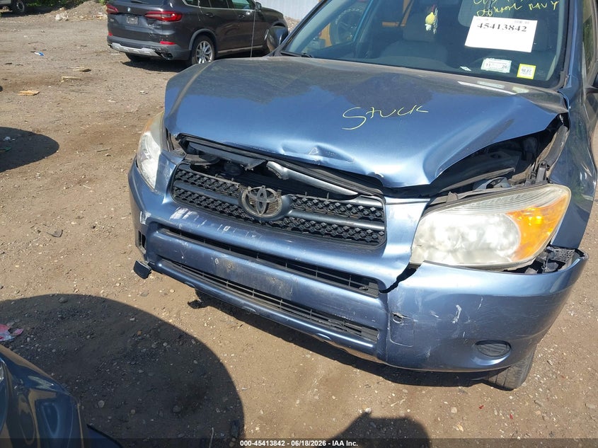2008 Toyota Rav4 VIN JTMBD35V985155499 IAAI salvage auction — FRONT END, Mv-907A (New York), sold $675 on 2026-07-28 (photo 6)