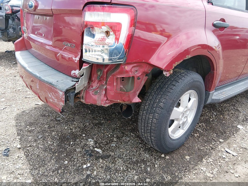 2008 Ford Escape VIN 1FMCU93Z98KA63027 IAAI salvage auction — REAR END, Salvage (Ohio), sold $275 on 2026-07-24 (photo 6)