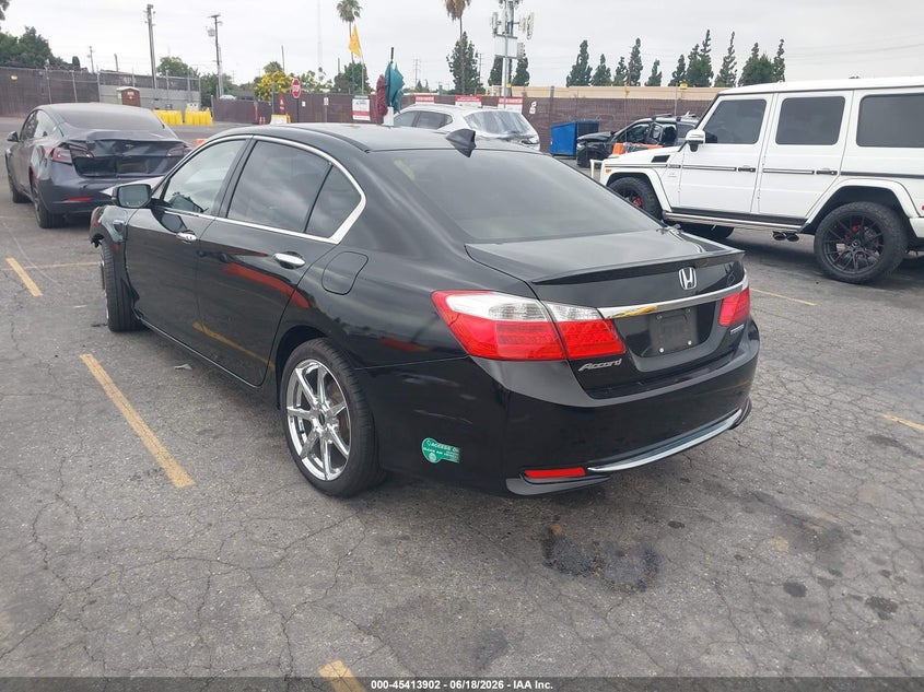 2014 Honda VIN JHMCR5F72EC000218 IAAI salvage auction — RIGHT FRONT, Salvage (California), sold $525 on 2026-07-27 (photo 3)