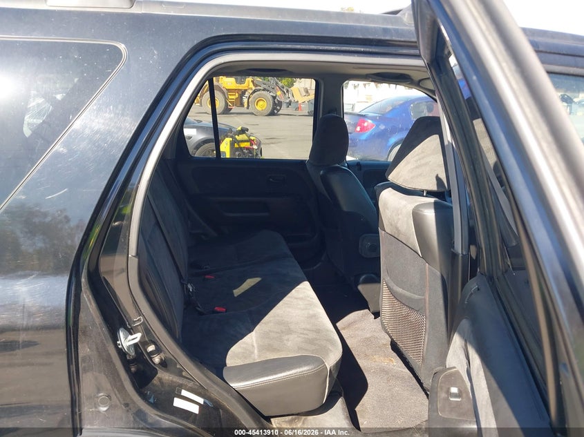 2002 Honda Cr-v VIN JHLRD78852C044112 IAAI salvage auction — NORMAL WEAR, Clear - Dealer Only (California), sold $825 on 2026-07-27 (photo 8)