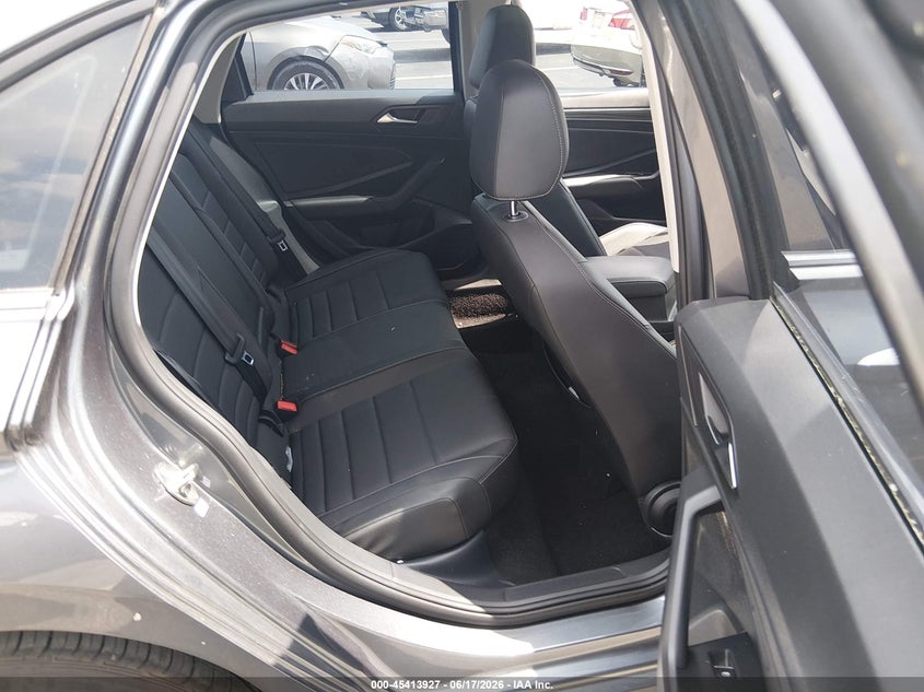 2021 Volkswagen Jetta VIN 3VWE57BU4MM091306 IAAI salvage auction — REAR END, Salvage Title, sold $4,100 on 2026-07-18 (photo 8)