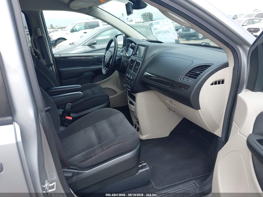 2018 Dodge Grand caravan VIN 2C4RDGBG5JR311798 IAAI salvage auction — NORMAL WEAR, Sf97 (California), sold $9,100 on 2026-07-28 (photo 5)