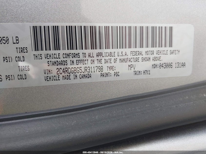 2018 Dodge Grand caravan VIN 2C4RDGBG5JR311798 IAAI salvage auction — NORMAL WEAR, Sf97 (California), sold $9,100 on 2026-07-28 (photo 9)