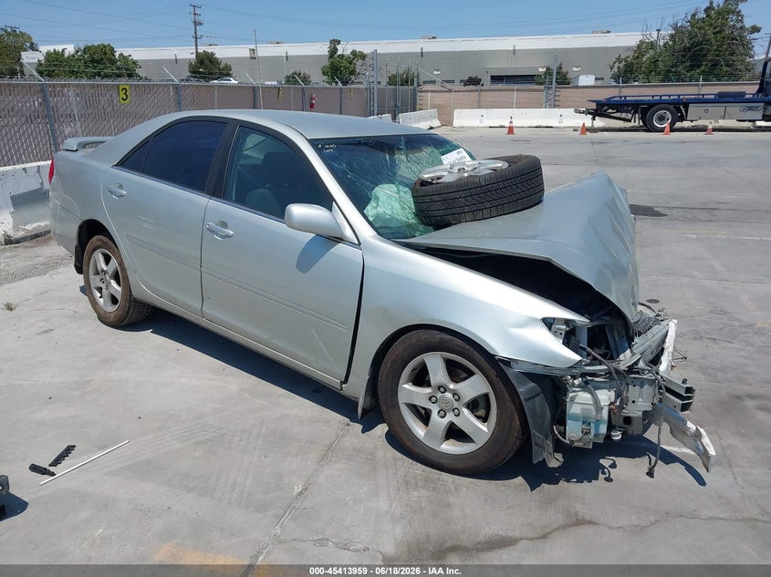 2002 Toyota Camry VIN JTDBE32K820056331 IAAI salvage auction — NORMAL WEAR, Salvage (California), sold $225 on 2026-07-06 (photo 1)