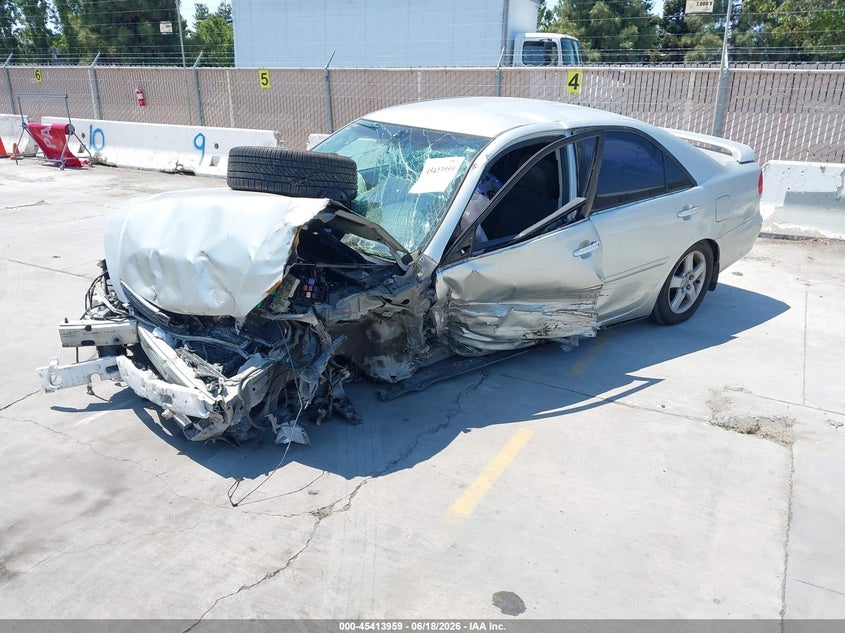 2002 Toyota Camry VIN JTDBE32K820056331 IAAI salvage auction — NORMAL WEAR, Salvage (California), sold $225 on 2026-07-06 (photo 2)
