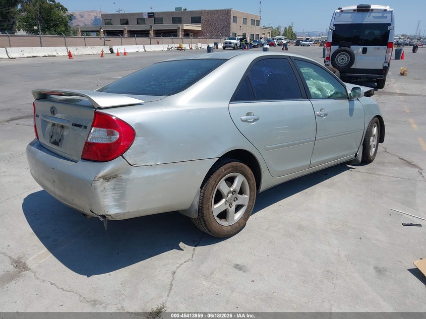 2002 Toyota Camry VIN JTDBE32K820056331 IAAI salvage auction — NORMAL WEAR, Salvage (California), sold $225 on 2026-07-06 (photo 4)