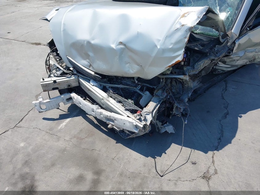 2002 Toyota Camry VIN JTDBE32K820056331 IAAI salvage auction — NORMAL WEAR, Salvage (California), sold $225 on 2026-07-06 (photo 6)
