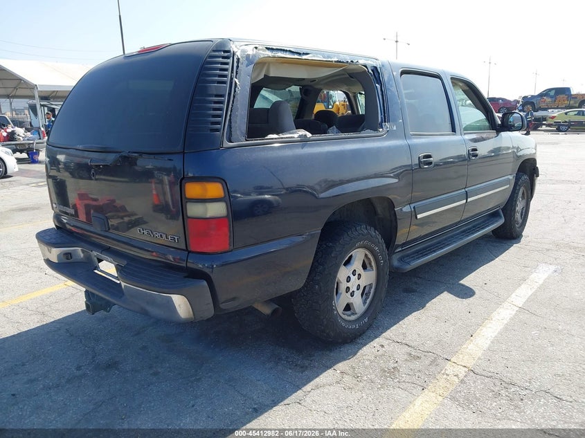 2004 Chevrolet Suburban 1500 VIN 1GNEC16T14J201076 IAAI salvage auction — NORMAL WEAR, Clear - Dealer Only (California), sold $675 on 2026-07-07 (photo 4)