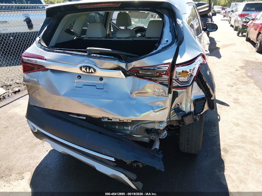 2021 Kia Seltos VIN KNDERCAA8M7218415 IAAI salvage auction — REAR END, Salvage (Ohio), sold $5,350 on 2026-07-14 (photo 6)