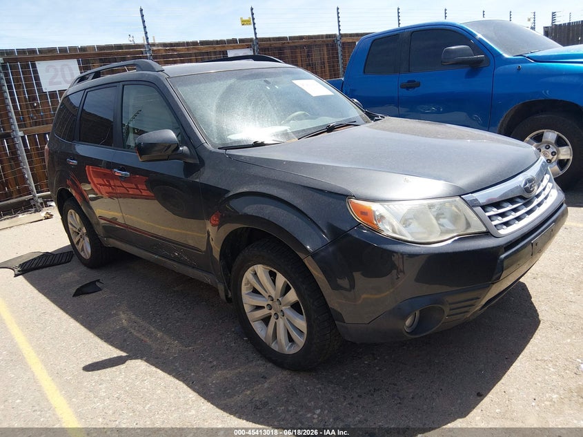 2013 Subaru Forester VIN JF2SHADC6DH405641 IAAI salvage auction — LEFT SIDE, Salvage (Colorado), sold $250 on 2026-07-28 (photo 1)