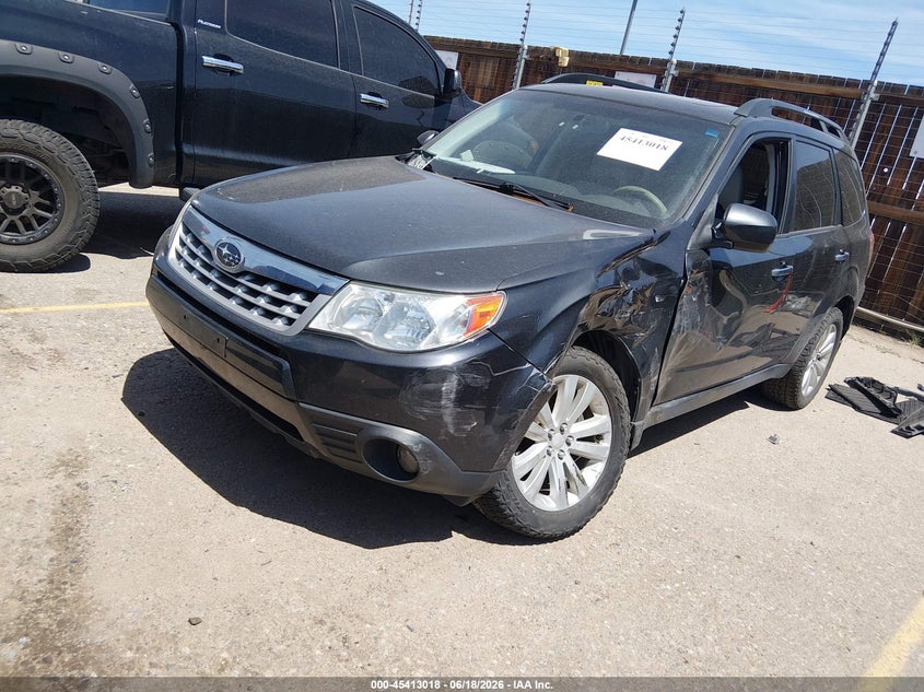 2013 Subaru Forester VIN JF2SHADC6DH405641 IAAI salvage auction — LEFT SIDE, Salvage (Colorado), sold $250 on 2026-07-28 (photo 2)