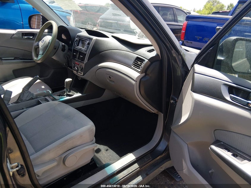 2013 Subaru Forester VIN JF2SHADC6DH405641 IAAI salvage auction — LEFT SIDE, Salvage (Colorado), sold $250 on 2026-07-28 (photo 5)