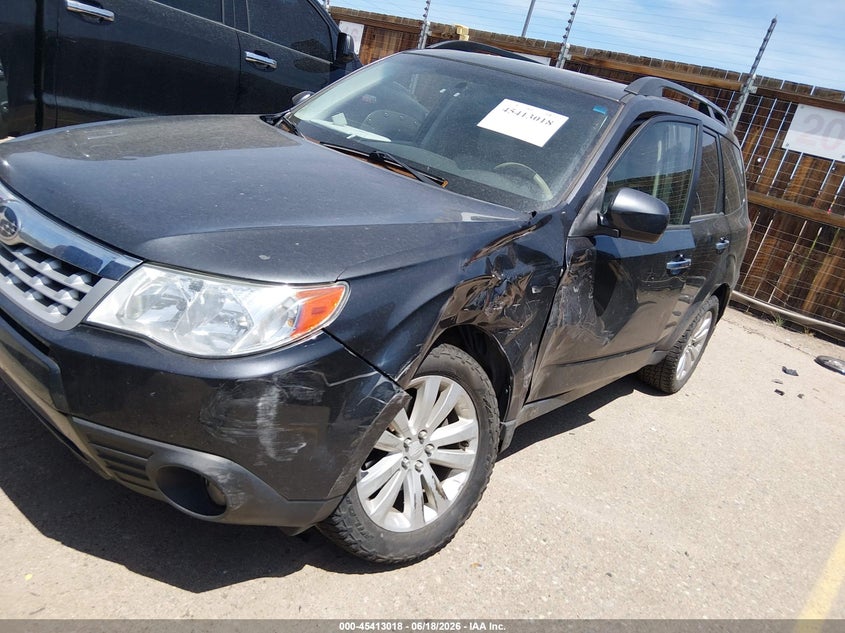2013 Subaru Forester VIN JF2SHADC6DH405641 IAAI salvage auction — LEFT SIDE, Salvage (Colorado), sold $250 on 2026-07-28 (photo 6)
