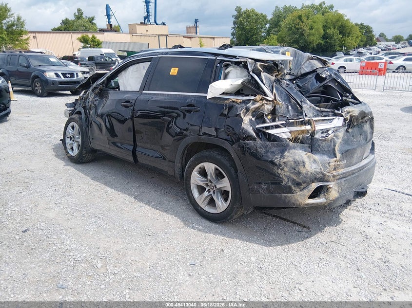 2018 Toyota Highlander VIN 5TDDZRFH7JS498303 IAAI salvage auction — BIO HAZARD, Salvage (Kentucky), sold $250 on 2026-07-29 (photo 3)
