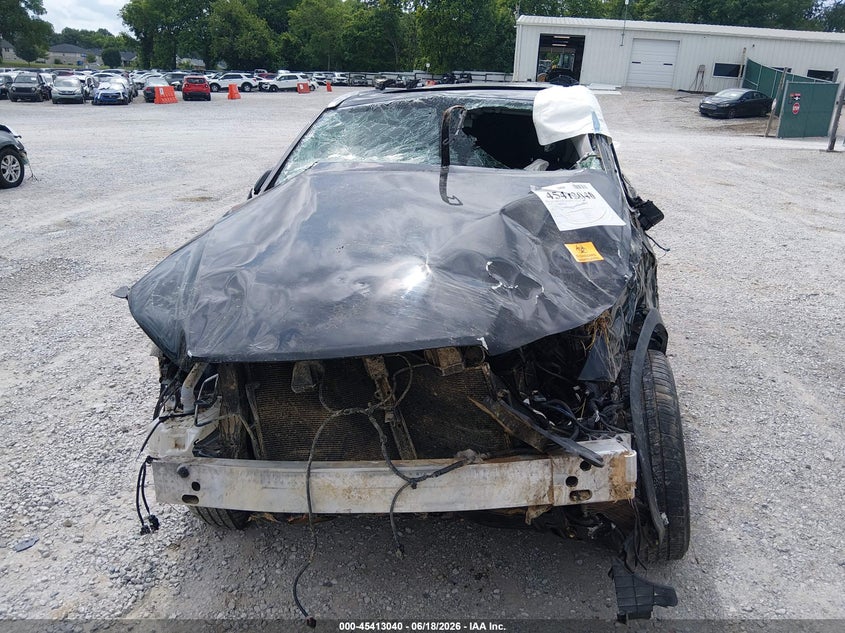 2018 Toyota Highlander VIN 5TDDZRFH7JS498303 IAAI salvage auction — BIO HAZARD, Salvage (Kentucky), sold $250 on 2026-07-29 (photo 6)