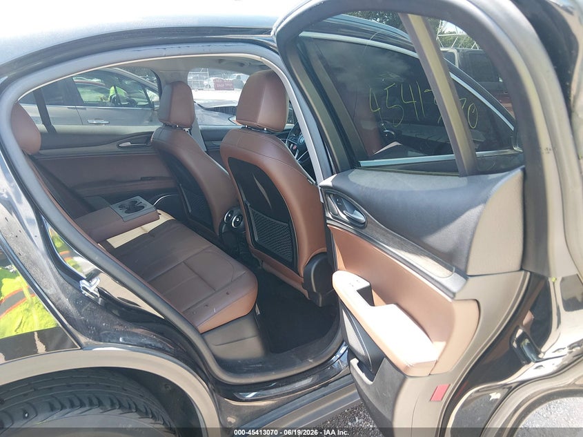 2018 Alfa romeo Stelvio VIN ZASFAKBN2J7C01247 IAAI salvage auction — SIDE, Clear (Indiana), sold $6,100 on 2026-08-07 (photo 8)
