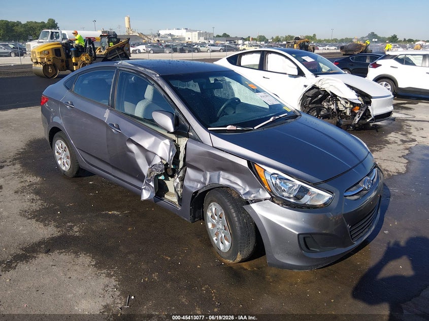 2016 Hyundai Accent VIN KMHCT4AE3GU017704 IAAI salvage auction — SIDE, Salvage (Missouri), sold $800 on 2026-07-14 (photo 1)
