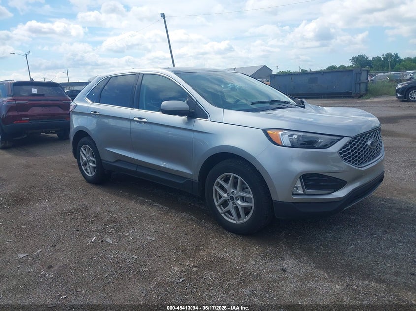 2024 Ford Edge VIN 2FMPK4J98RBB16843 — IAAI salvage auction photo
