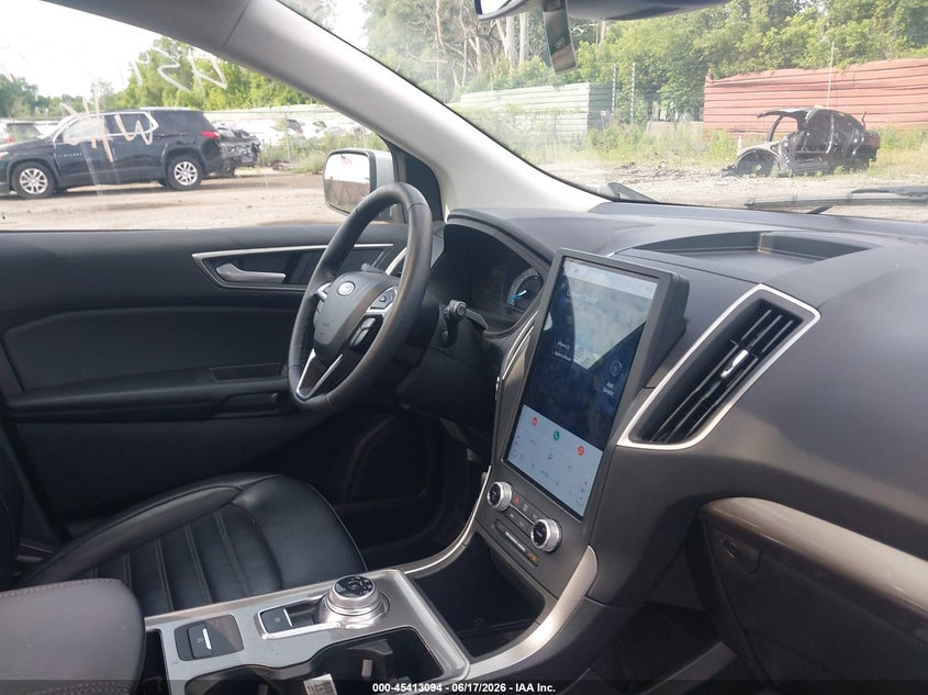 2024 Ford Edge VIN 2FMPK4J98RBB16843 IAAI salvage auction — LEFT FRONT, Salvage Title, sold $7,800 on 2026-08-20 (photo 5)