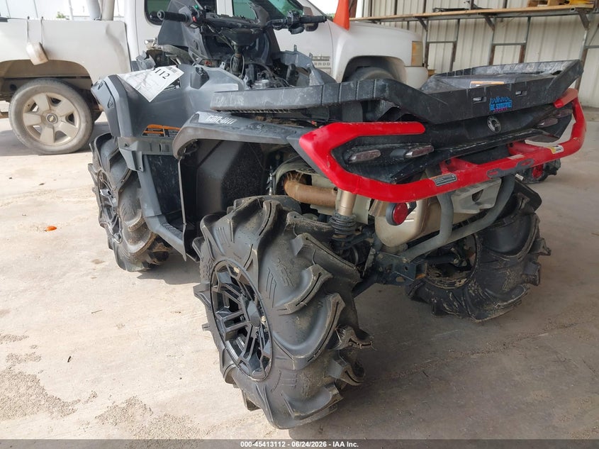 2025 Can-am/ brp Outlander VIN 3JB3WA647SJ000142 IAAI salvage auction — FRONT END, Salvage Title, sold $7,350 on 2026-08-27 (photo 3)