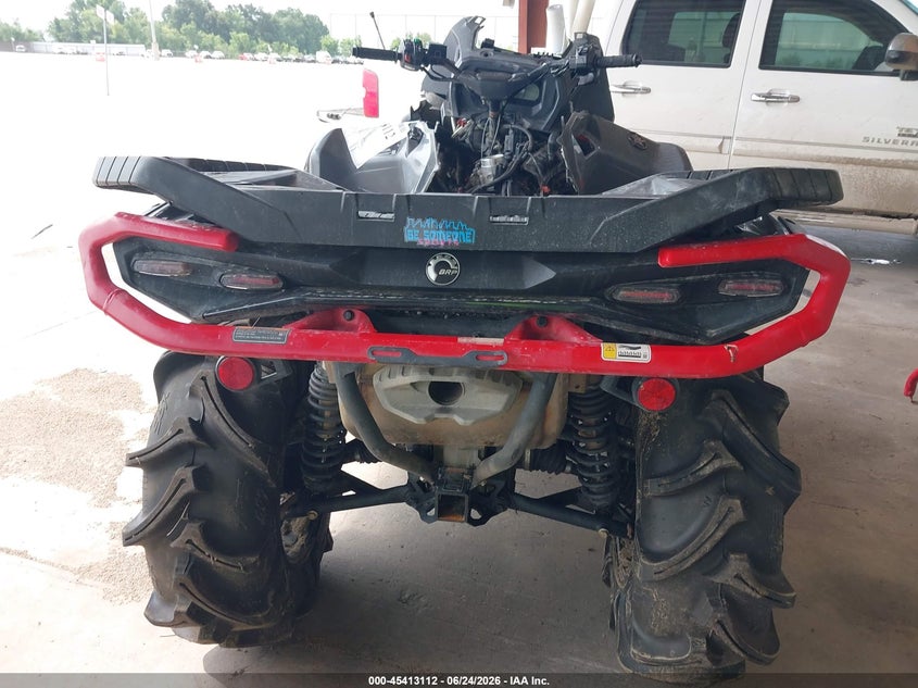 2025 Can-am/ brp Outlander VIN 3JB3WA647SJ000142 IAAI salvage auction — FRONT END, Salvage Title, sold $7,350 on 2026-08-27 (photo 6)