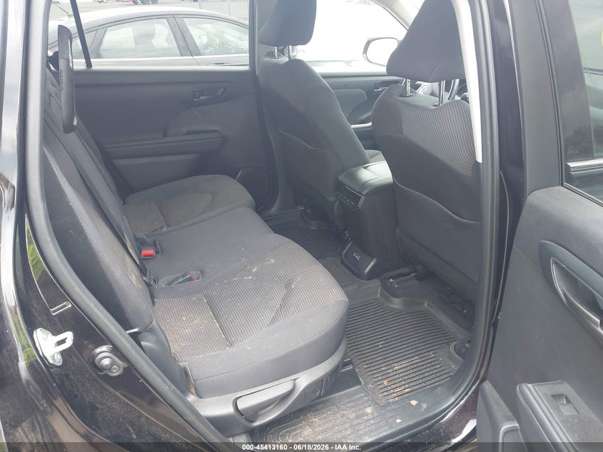 2022 Toyota Highlander VIN 5TDBZRBHXNS166102 IAAI salvage auction — RIGHT FRONT, Salvage (Virginia), sold $10,100 on 2026-07-10 (photo 8)