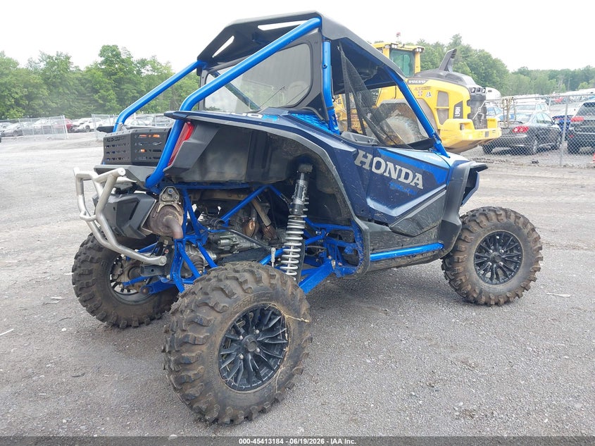 2024 Honda Sxs VIN 1HFVE0577R4500598 IAAI salvage auction — LEFT FRONT, Salvage Title, sold $7,150 on 2026-08-04 (photo 4)