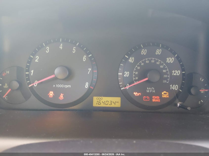 2004 Hyundai Elantra VIN KMHDN46D74U910601 IAAI salvage auction — NORMAL WEAR, Clear (Idaho), sold $100 on 2026-07-10 (photo 7)