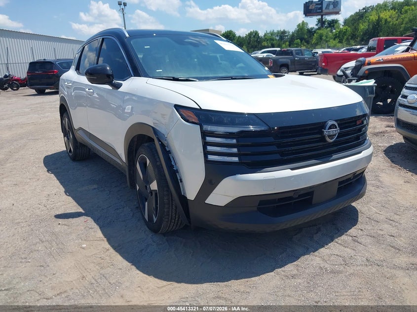 2025 Nissan Kicks VIN 3N8AP6DB3SL365636 IAAI salvage auction — RIGHT FRONT, Clear (Oklahoma), sold $16,050 on 2026-08-19 (photo 1)