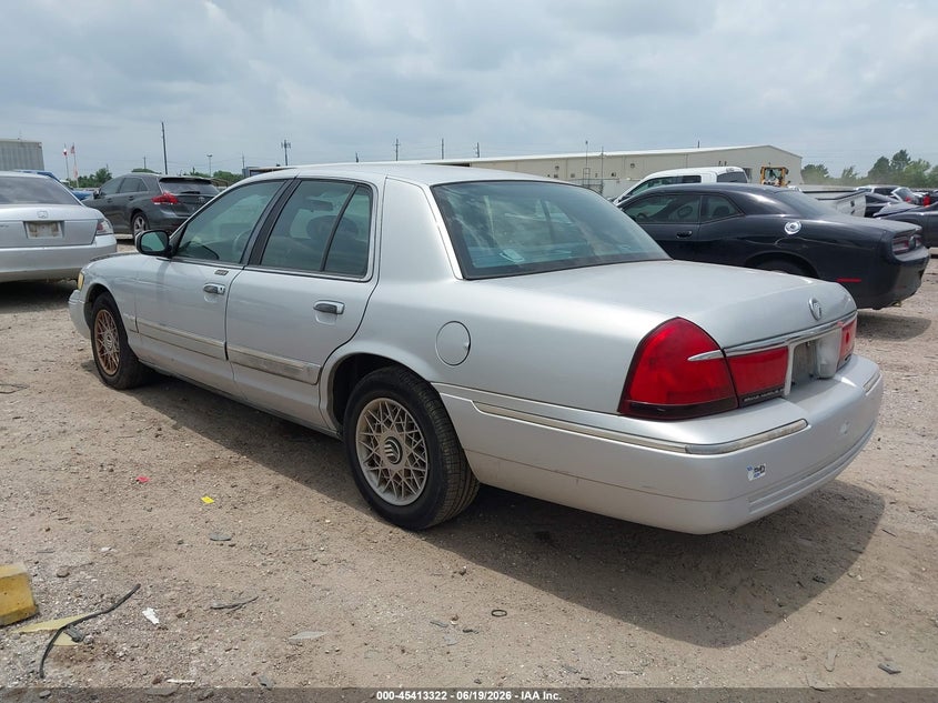 2000 Mercury Grand marquis VIN 2MEFM74W9YX712055 IAAI salvage auction — RIGHT SIDE, Salvage (Texas), sold $1,100 on 2026-07-09 (photo 3)