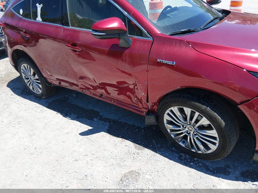 2021 Toyota Venza VIN JTEAAAAH3MJ086881 IAAI salvage auction — SIDE, Salvage (Virginia), sold $12,725 on 2026-07-14 (photo 6)