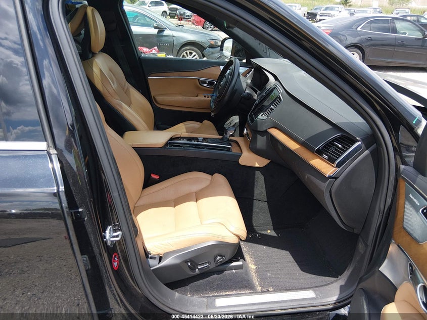 2018 Volvo Xc90 VIN YV4A22PL9J1216500 IAAI salvage auction — FRONT END, Salvage Title, sold $6,475 on 2026-08-10 (photo 5)