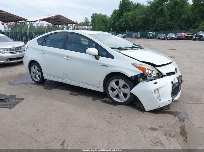 2014 Toyota Prius VIN JTDKN3DU5E1766297 IAAI salvage auction — FRONT END, Salvage Title, sold $1,950 on 2026-07-22 (photo 1)