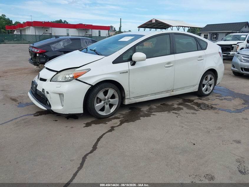 2014 Toyota Prius VIN JTDKN3DU5E1766297 IAAI salvage auction — FRONT END, Salvage Title, sold $1,950 on 2026-07-22 (photo 2)