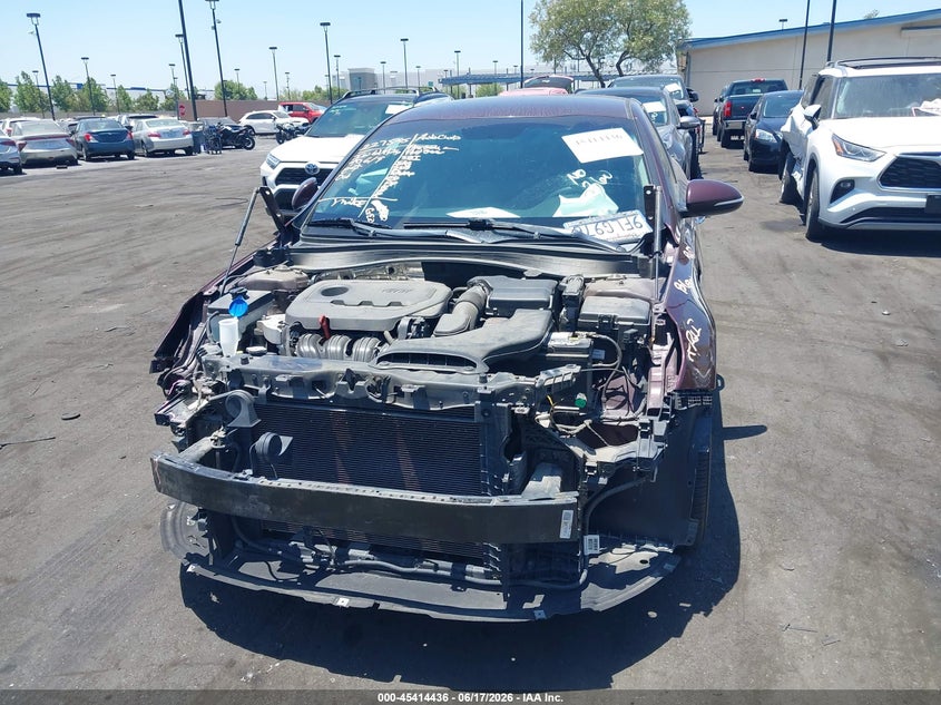 2016 Kia Optima VIN 5XXGT4L34GG109797 IAAI salvage auction — FRONT END, Salvage Title, sold $900 on 2026-07-26 (photo 6)