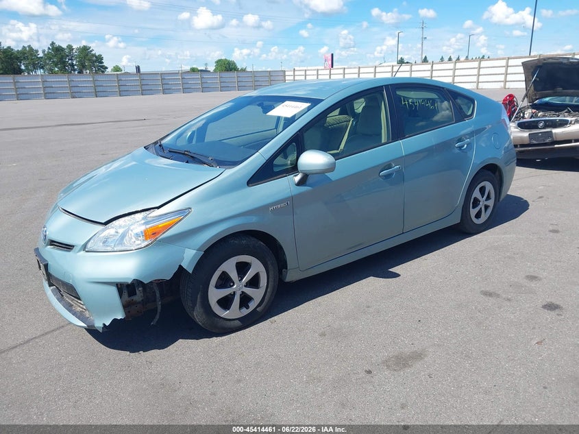 2013 Toyota Prius VIN JTDKN3DU8D1652051 IAAI salvage auction — NORMAL WEAR, Clear (Wisconsin), sold $875 on 2026-07-21 (photo 2)