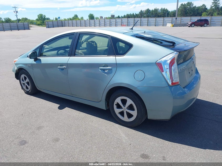 2013 Toyota Prius VIN JTDKN3DU8D1652051 IAAI salvage auction — NORMAL WEAR, Clear (Wisconsin), sold $875 on 2026-07-21 (photo 3)