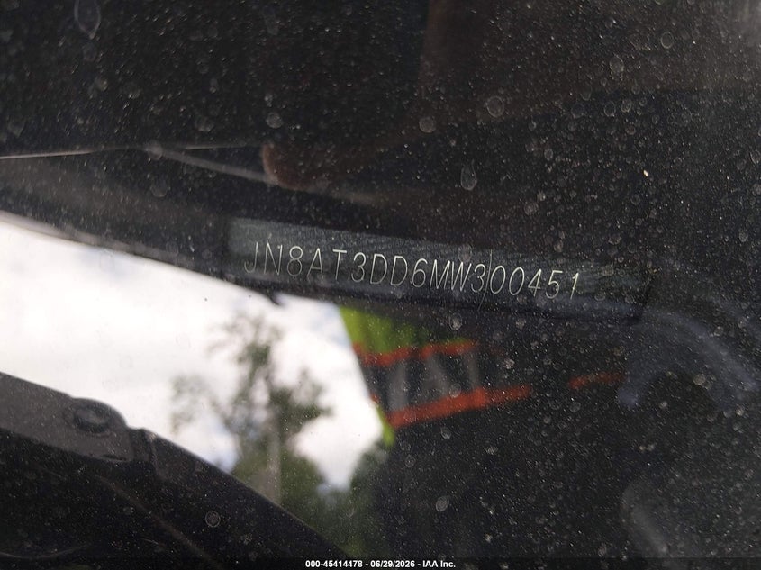 2021 Nissan Rogue VIN JN8AT3DD6MW300451 IAAI salvage auction — ROLLOVER, Salvage Title, sold $2,650 on 2026-07-28 (photo 9)