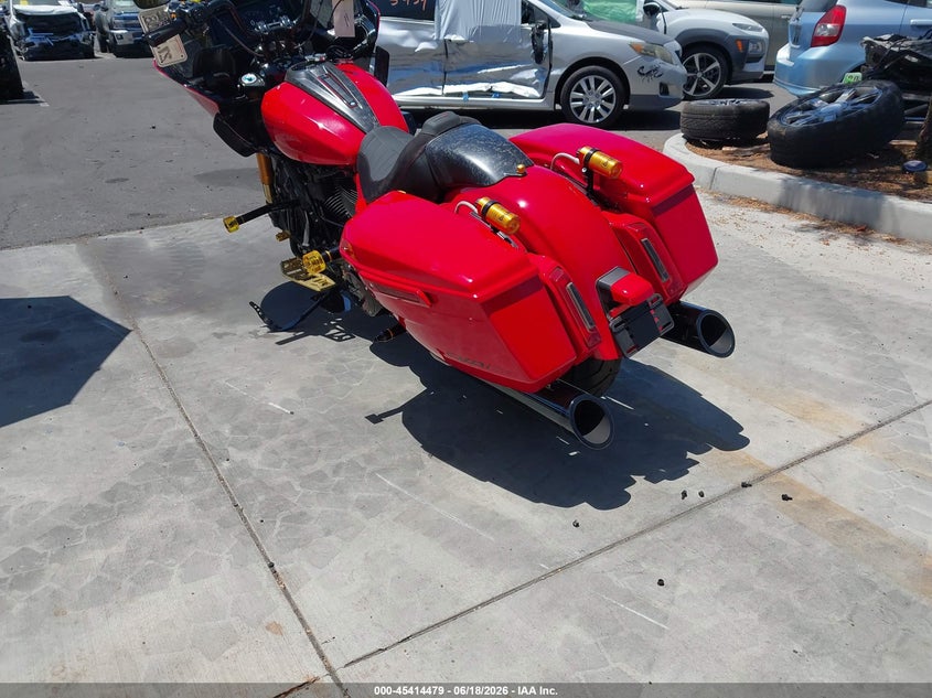 2025 Harley-davidson Road glide VIN 1HD1TL823SB950541 IAAI salvage auction — FRONT END, Salvage Title, sold $19,500 on 2026-07-31 (photo 3)