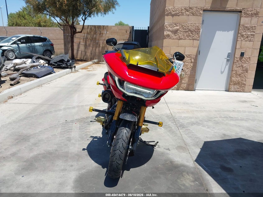2025 Harley-davidson Road glide VIN 1HD1TL823SB950541 IAAI salvage auction — FRONT END, Salvage Title, sold $19,500 on 2026-07-31 (photo 5)