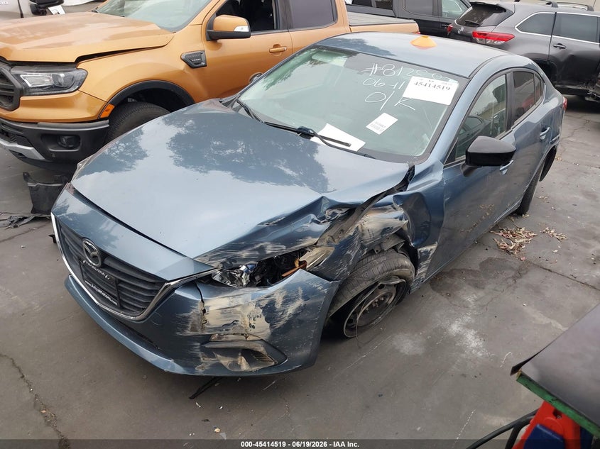 2015 Mazda 3 VIN JM1BM1T73F1271620 IAAI salvage auction — LEFT SIDE, Salvage Title, sold $550 on 2026-07-15 (photo 2)