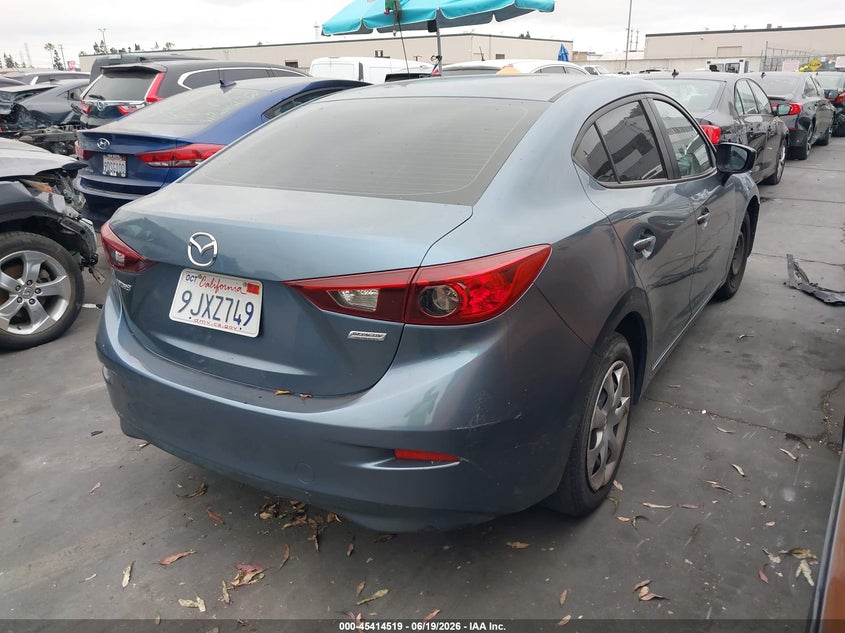 2015 Mazda 3 VIN JM1BM1T73F1271620 IAAI salvage auction — LEFT SIDE, Salvage Title, sold $550 on 2026-07-15 (photo 4)