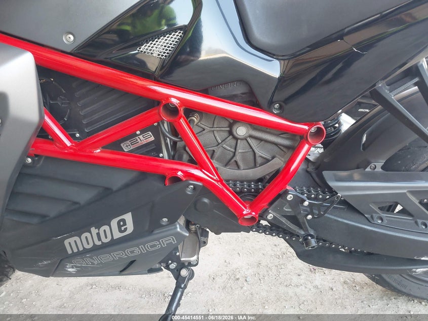 2021 Energica VIN ZNNR1A1B5MS000096 IAAI salvage auction — FRONT END, Salvage (California), sold $2,200 on 2026-07-14 (photo 9)