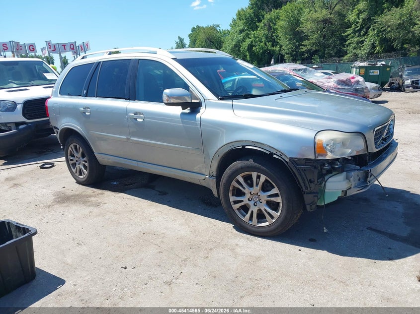 2013 Volvo Xc90 VIN YV4952CZ8D1667720 IAAI salvage auction — FRONT & REAR, Salvage - Greater Than 75% (Maryland), sold $450 on 2026-07-09 (photo 1)