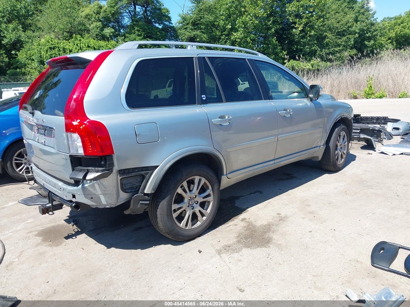 2013 Volvo Xc90 VIN YV4952CZ8D1667720 IAAI salvage auction — FRONT & REAR, Salvage - Greater Than 75% (Maryland), sold $450 on 2026-07-09 (photo 4)