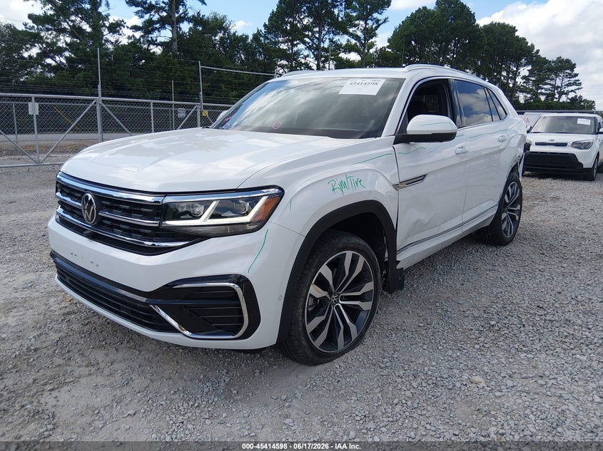 2023 Volkswagen Atlas cross sport VIN 1V2FE2CA7PC207827 IAAI salvage auction — REAR END, Salvage Title, sold $15,175 on 2026-08-31 (photo 2)