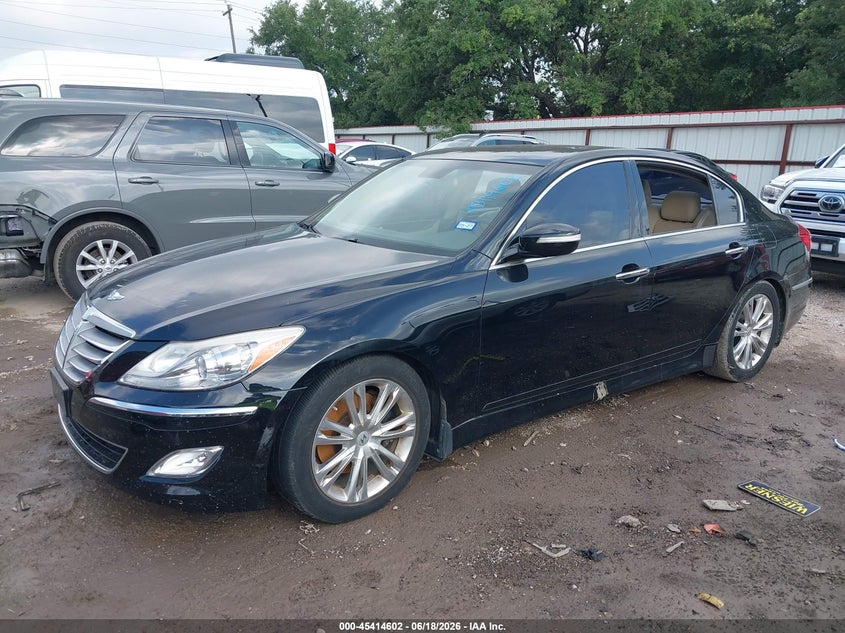 2013 Hyundai Genesis VIN KMHGC4DD0DU223210 IAAI salvage auction — WATER/FLOOD, Salvage (Texas), sold $875 on 2026-07-08 (photo 2)